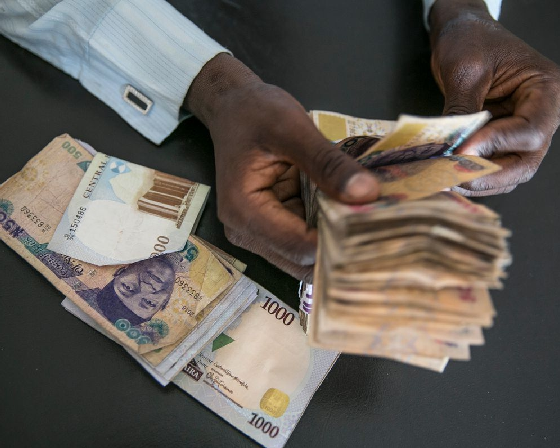 CBN Debunks Claims Of Deadline On Circulation Of Old Naira Notes 