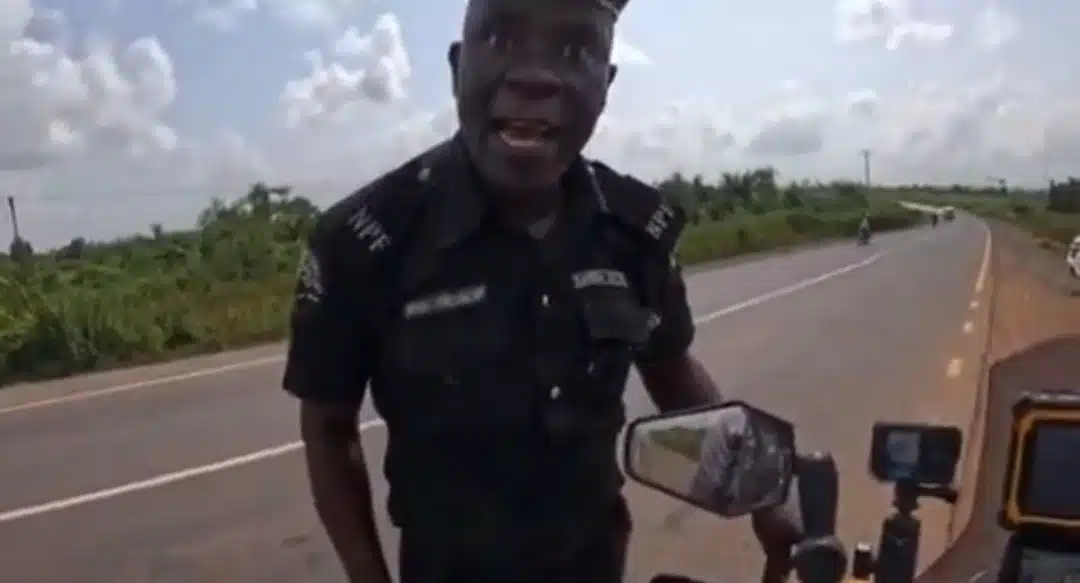 Oyo Police Detain Officers Caught Begging Money From Female Biker