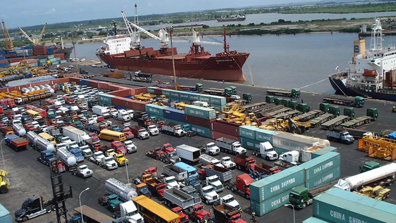 Economic Crisis: Cargo Exchange Rate Hits N1,605 Per Dollar