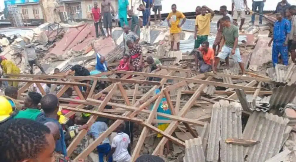 Mosque Collapse In Lagos Leaves Many Feared Dead, Others Trapped