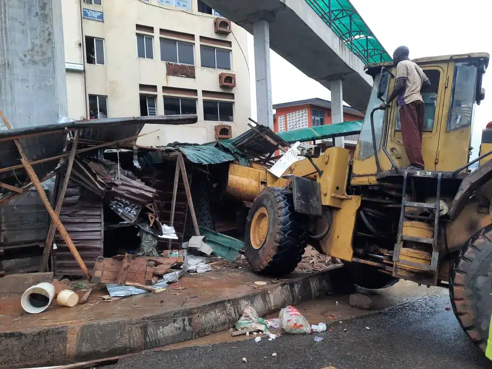 Ogun Begins Demolition Of Shanties Under Bridges, Public Places