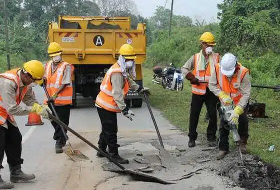 Federal Roads: FERMA Commences Repairs In Abia 