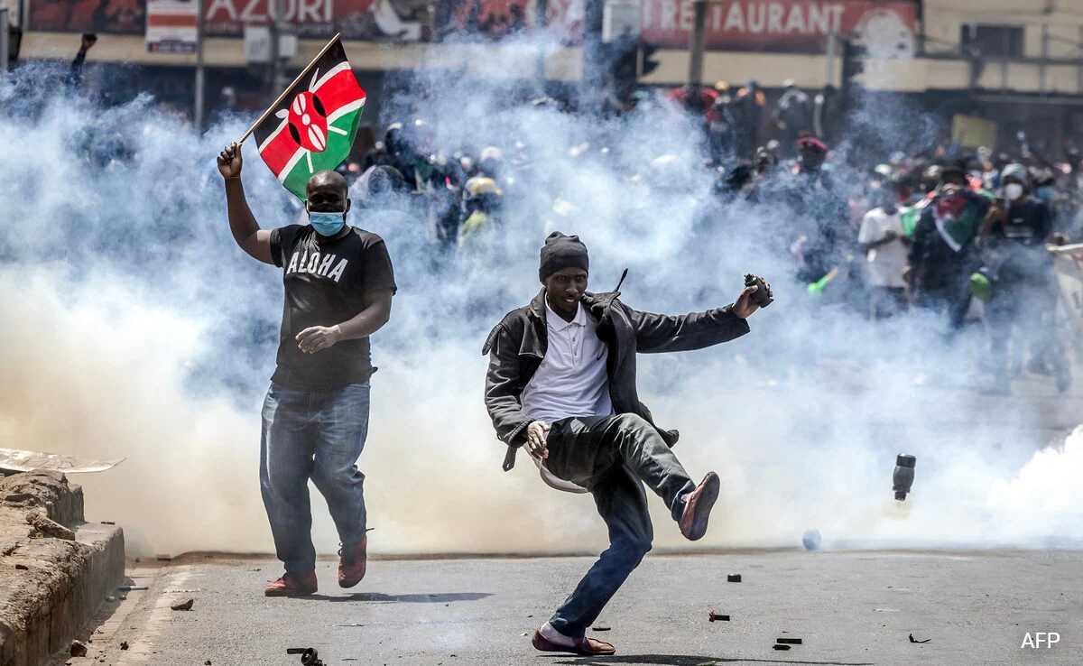 Several Dead As Police Fire Live Rounds At Kenyan Protesters Storming Parliament