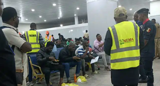 FG Receives 103 Nigerians Deported From Turkey