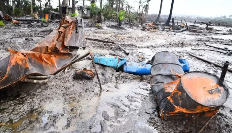 Nigerian Navy Raids Illegal Refinery With Daily Output of 2 Million Liters