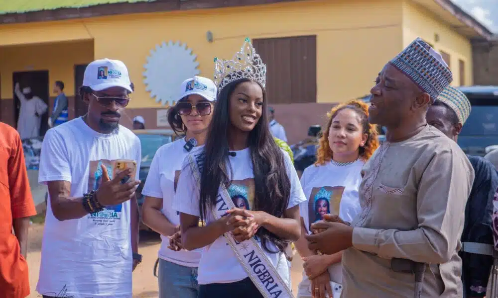 Miss Universe Nigeria, Chidimma Adetshina Visits Abuja IDP Camp