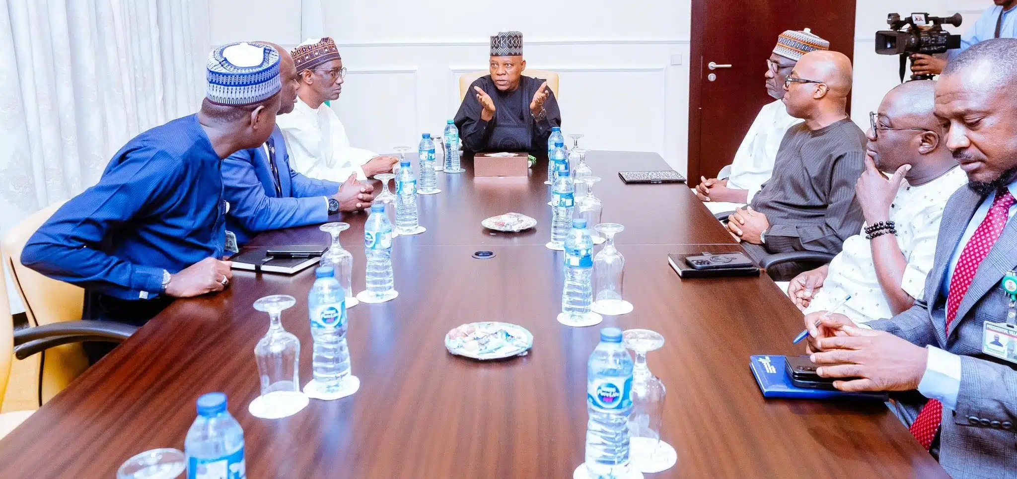 Shettima Meets Petroleum Sector Chiefs Over Petrol Price Hike